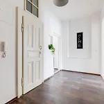 New Relax Comfort Apt In Center - Lub7